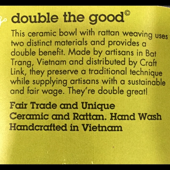 3 Decorative Ceramic Bowls by " World of Good" - Picture 10 of 10